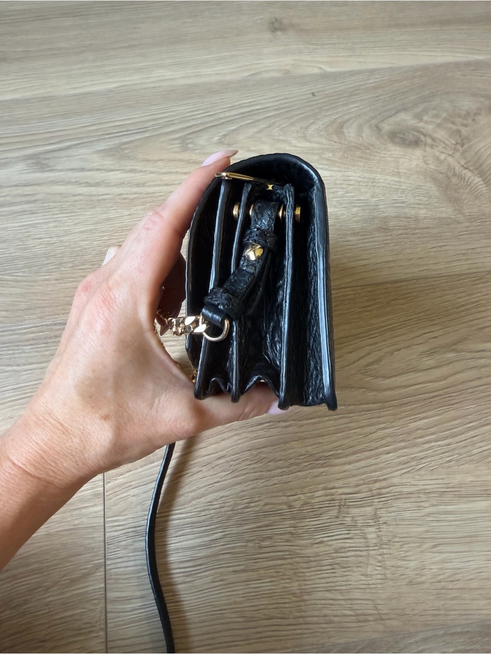 Burberry Madison wallet on gold chain - Picture 8 of 10